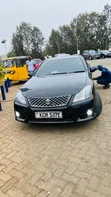Toyota Crown 2011 Nyeusi - 2