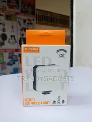 PLOKAMA PK-70 Mini LED Photography Light