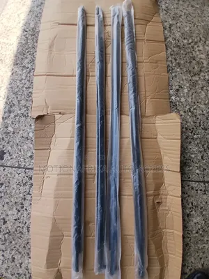 Nissan X-Trail NT30/NT31 Vipande vya Kuzuia Upepo Milango