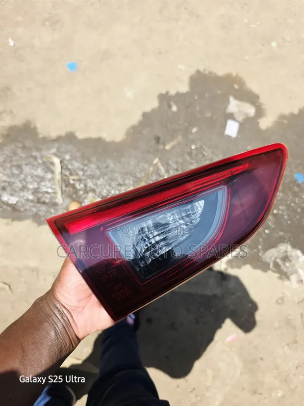 Mwanga wa Buti wa Mazda CX-3 na Kamba ya LED (Uliotumika) - 1