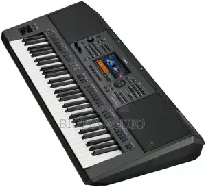 Yamaha PSR-SX700 61-Key Arranger Workstation Keyboard