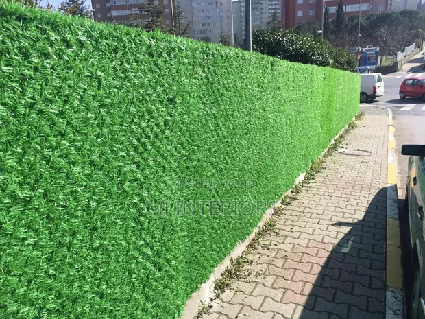 1m x 10m Artificial Grass Fence | Outdoor Privacy Screen - 1