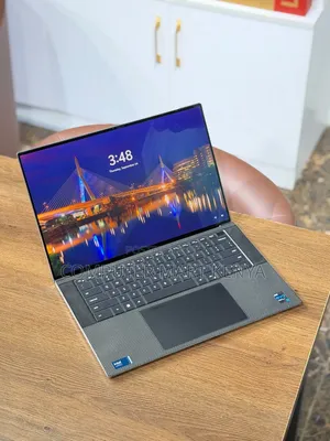 New Dell XPS 15 9520 Laptop - Intel Core i7, 16GB RAM, 512GB SSD