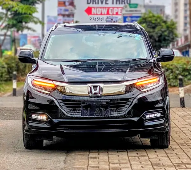 Honda Vezel 1.5 Hybrid 2WD 2019 Black - 1