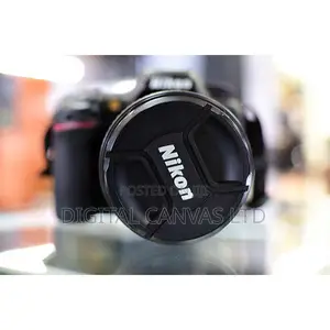 Nikon D7500 DSLR Camera with 18-140mm Lens (Pre-owned)
