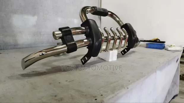 Toyota HiAce 7L Bull Bar - Brand New - 1
