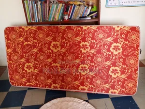 Matress ya 3x6 Iliyotumika