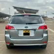 Subaru Legacy 2010 Nyeusi - 2