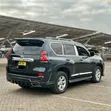 Toyota Land Cruiser Prado 2012 Nyeusi - 3