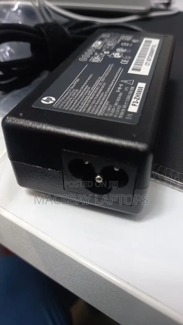 HP Blue Pin Charger - Laptop AC Adapter - 1