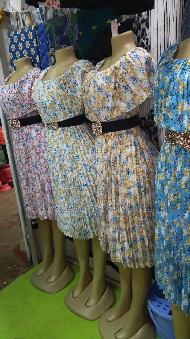 Mid-Length Dress with Folds - 1