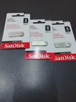 SanDisk Ultra Luxe 8GB USB 3.0 Flash Drive - 1