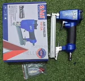 Brand New 8016 Staple Gun