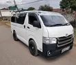Toyota HiAce 2013 Abiria 14 Otomatiki - 3