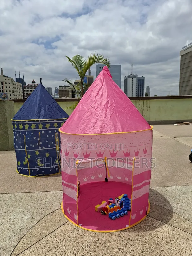 Kids Play Tent - Indoor/Outdoor Playhouse - 1