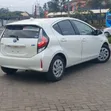 Toyota Aqua 2019 Pearl - 4