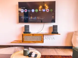 Samsung 55-inch 4K UHD TV with Google TV