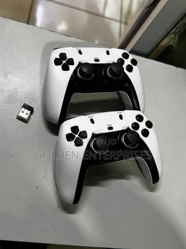 Universal Wireless Gamepad for Smart TV, Projector, PC - 1