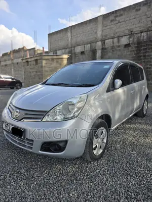 Nissan Note 2010 Silver