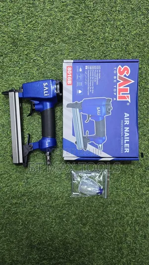 8016 Staple Gun - Brand New