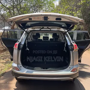 Toyota RAV4 2016 Silver