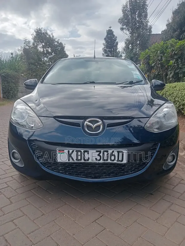 Mazda Demio 2014 Blue - 1