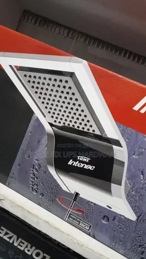 Fame Intense Showerhead na Brimix