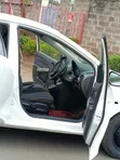 Mazda Demio 2011 White - 4