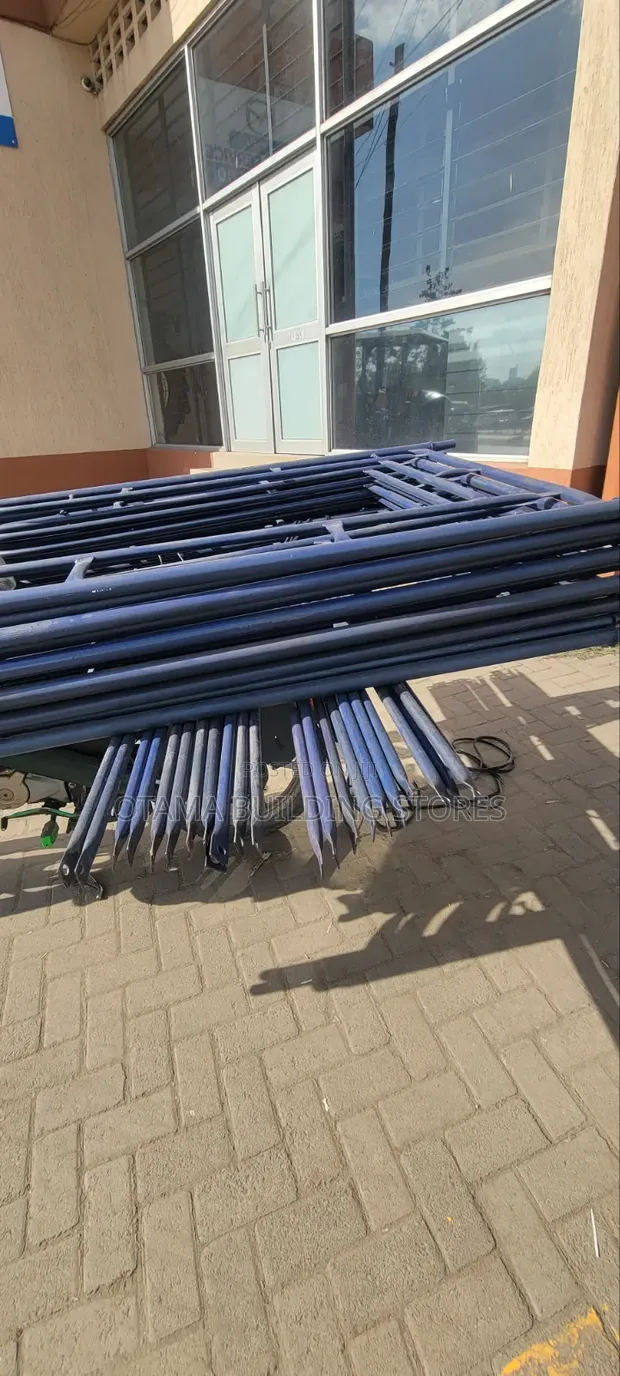 Heavy Duty H Frame Scaffolding Ladders - 1