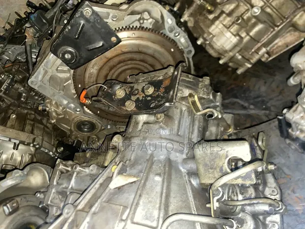 Toyota T100 5-Speed Gearbox (Used) - 1
