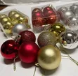 6 PCS Set Christmas Baubles - Shiny, Matte, Glittery Plastic - 2
