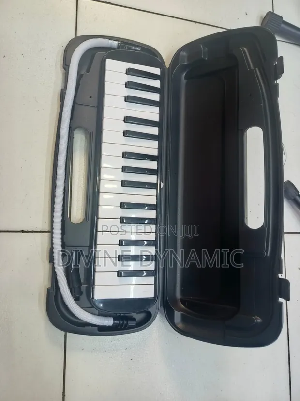 Brand New 32 Keys Melodica Keyboard - 1