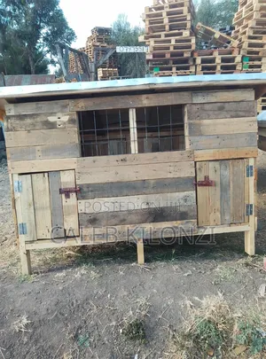 Large Wooden Dog Kennel House - 2 Doors