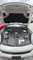 2020 Porsche Cayenne Base AWD Beige - 2