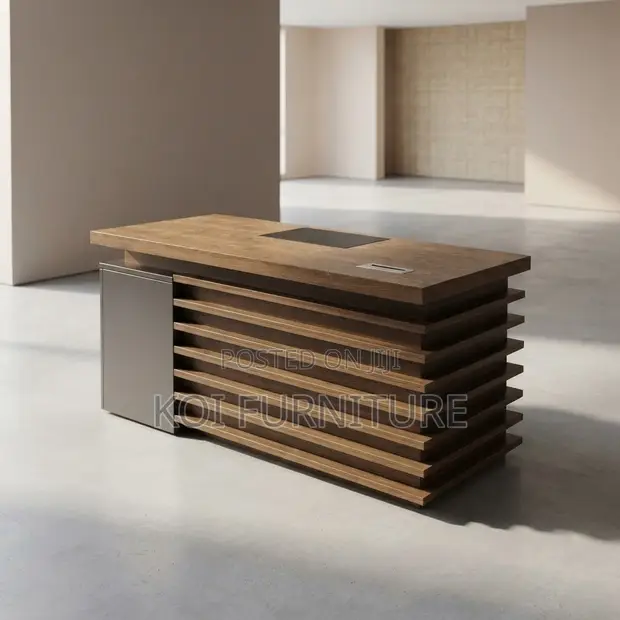 Professional Golden Home Office Desk - 1.4m - 1