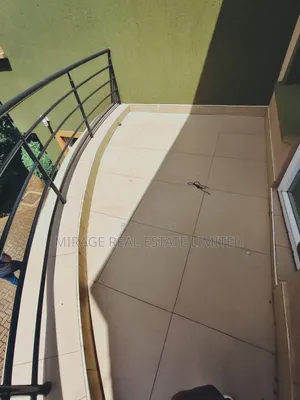 4-Bedroom All En-Suite Villa with DSQ in Riverside Drive