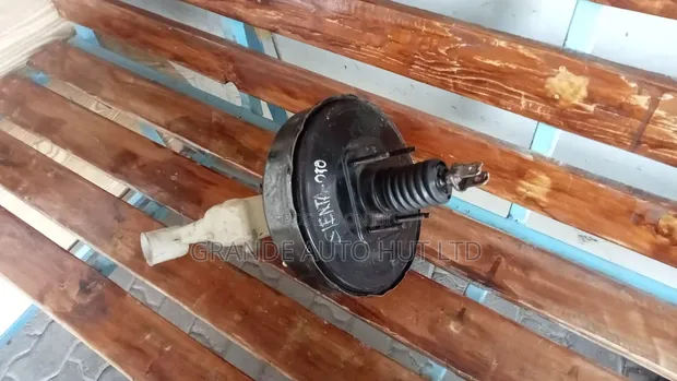 Toyota Sienta Brake Booster - 1