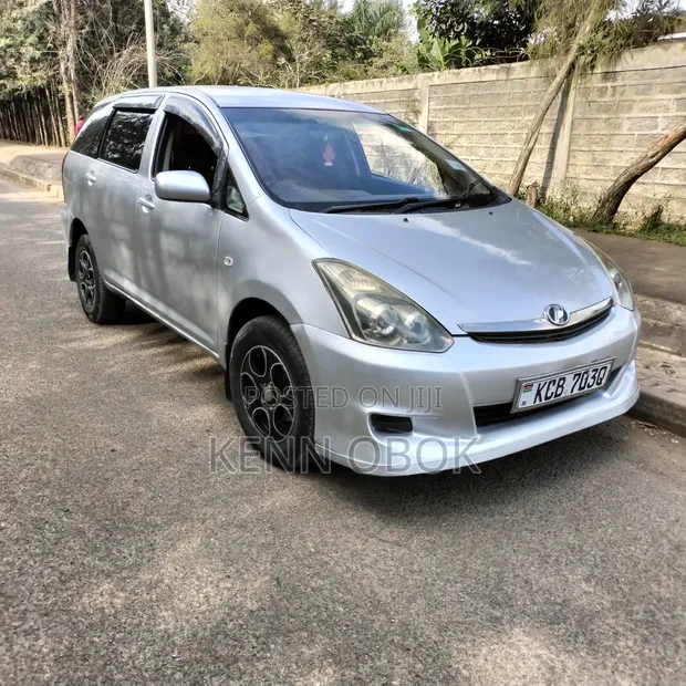 Toyota Wish 2007 Silver - 1