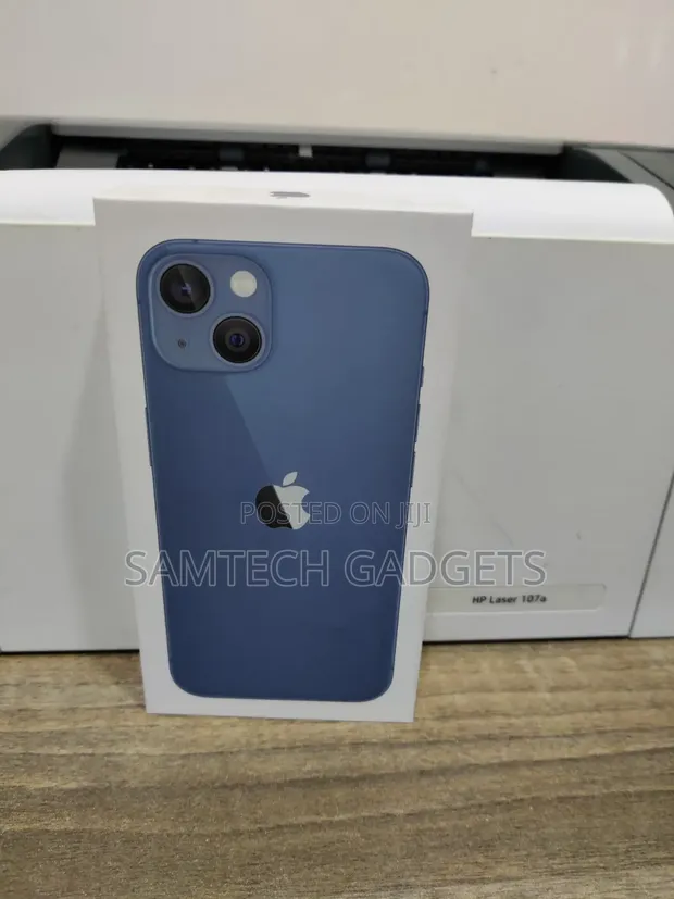 New Apple iPhone 13 128GB Blue - 1