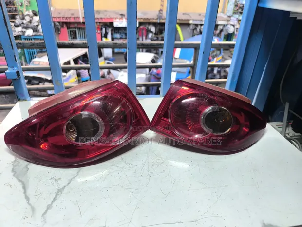 Mazda Demio 2005 Taillight - 1