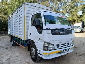Isuzu NKR 2015 Truck