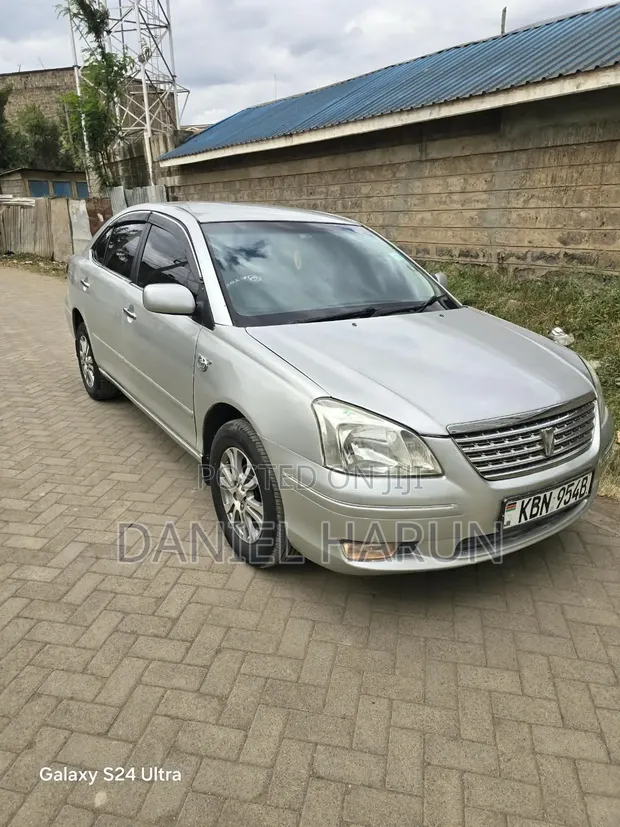 Toyota Premio 1.8 AWD 2004 Silver - 1