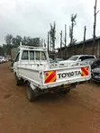 Toyota TownAce Pickup 2008 White - 3