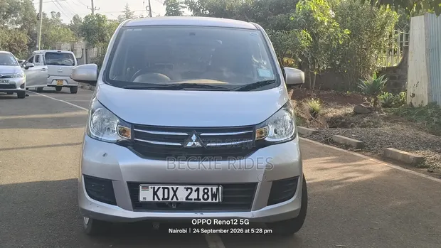 Mitsubishi EK Wagon 2019 Silver - 1