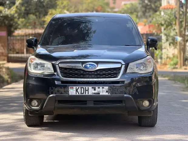 Subaru Forester 2015 Black - 1