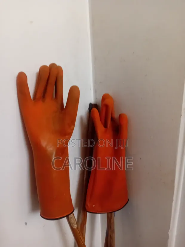 Durable Rubber Safety Gloves - 1