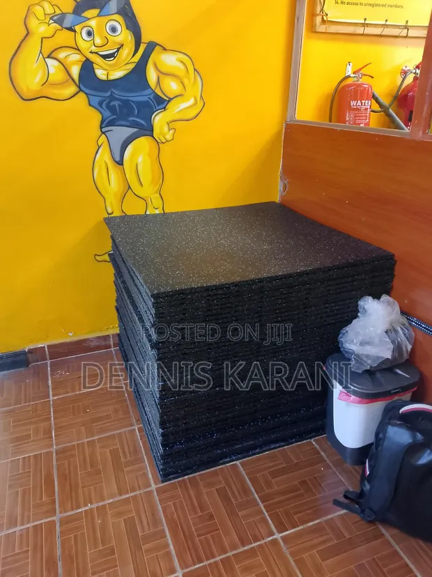 Heavy Duty Gym Flooring Mats (1m x 1m x 20mm) - 1