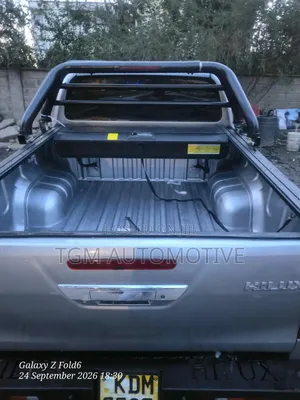 Toyota Hilux Sliding Roller Shutter Lid - Mpya Kabisa