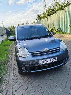 Toyota Sienta 1.5 FWD Minivan 2009 Grey