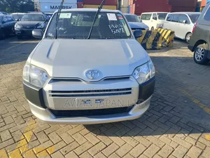 Toyota Probox 1.3 DX 2WD 2020 Nyeupe